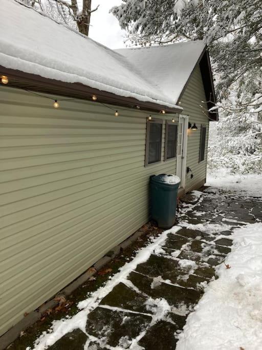 Peaceful Seasonal Wooded Cottage Close To Everything Tafton Luaran gambar
